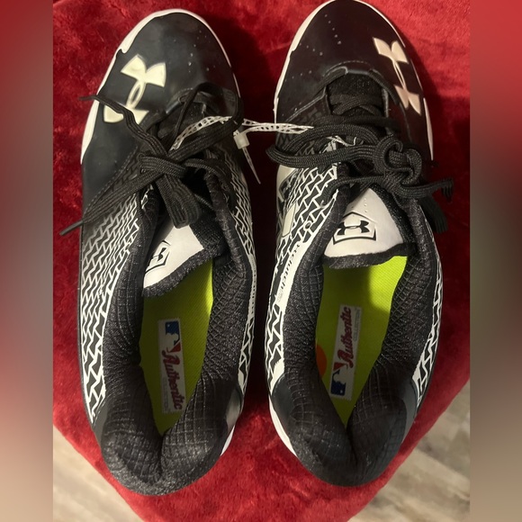 Under Armour Black and White Men’s Baseball Cleats main image 10
